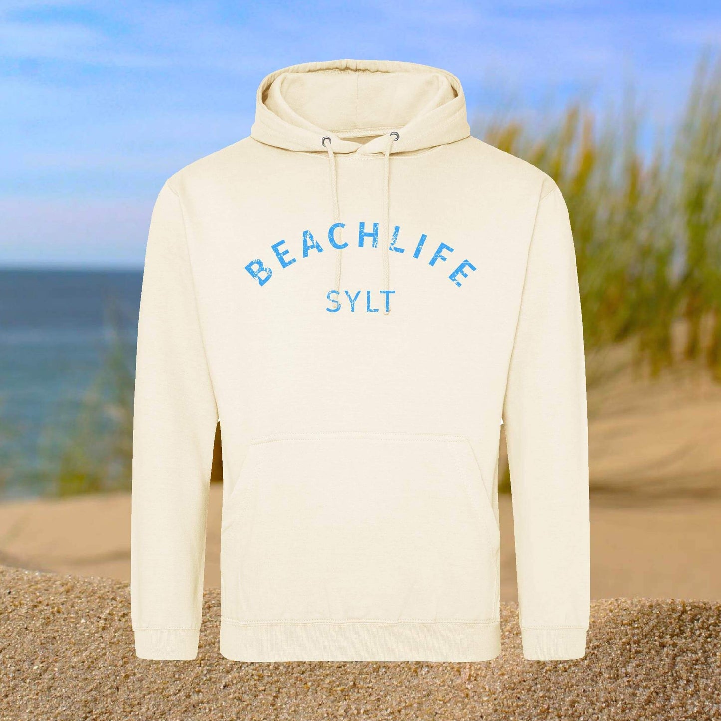 Sylt Hoodie in hellbeige mit mittelblauem Aufdruck Beachlife Sylt