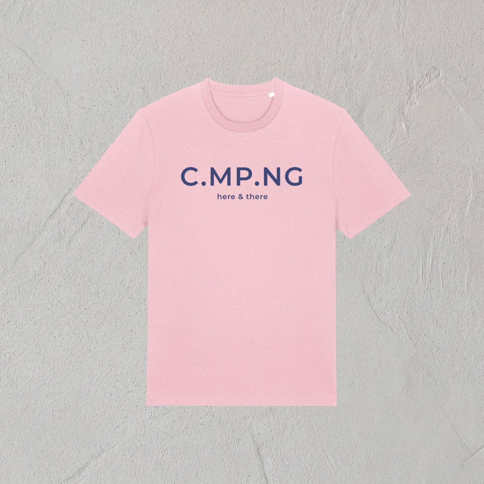 Produktfoto des C.MP.NG Camping Tshirts original in der Farbe rosa.