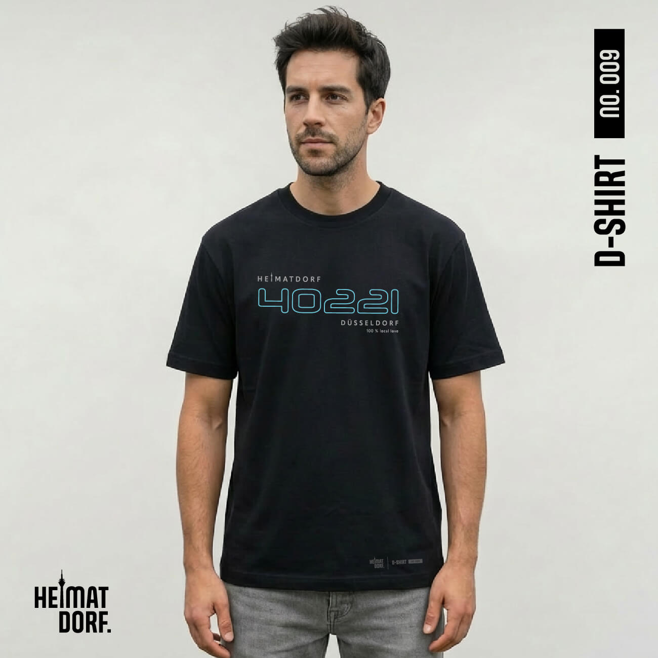 Mann trägt ein klassisches, schwarzes Düsseldorf T-Shirt mit Postleitzahl in türkis.