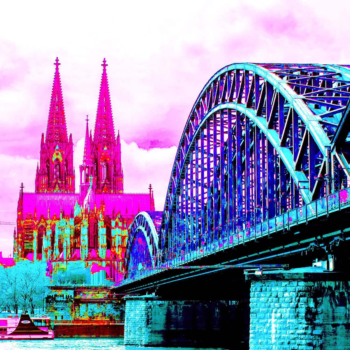 Popart-Bild von Köln. Rechts ist die in blau und türkis gefärbte Hohenzollernbrücke zu sehen. Links sticht der Kölner Dom in Pink mit Türkisen Akzenten hervor.