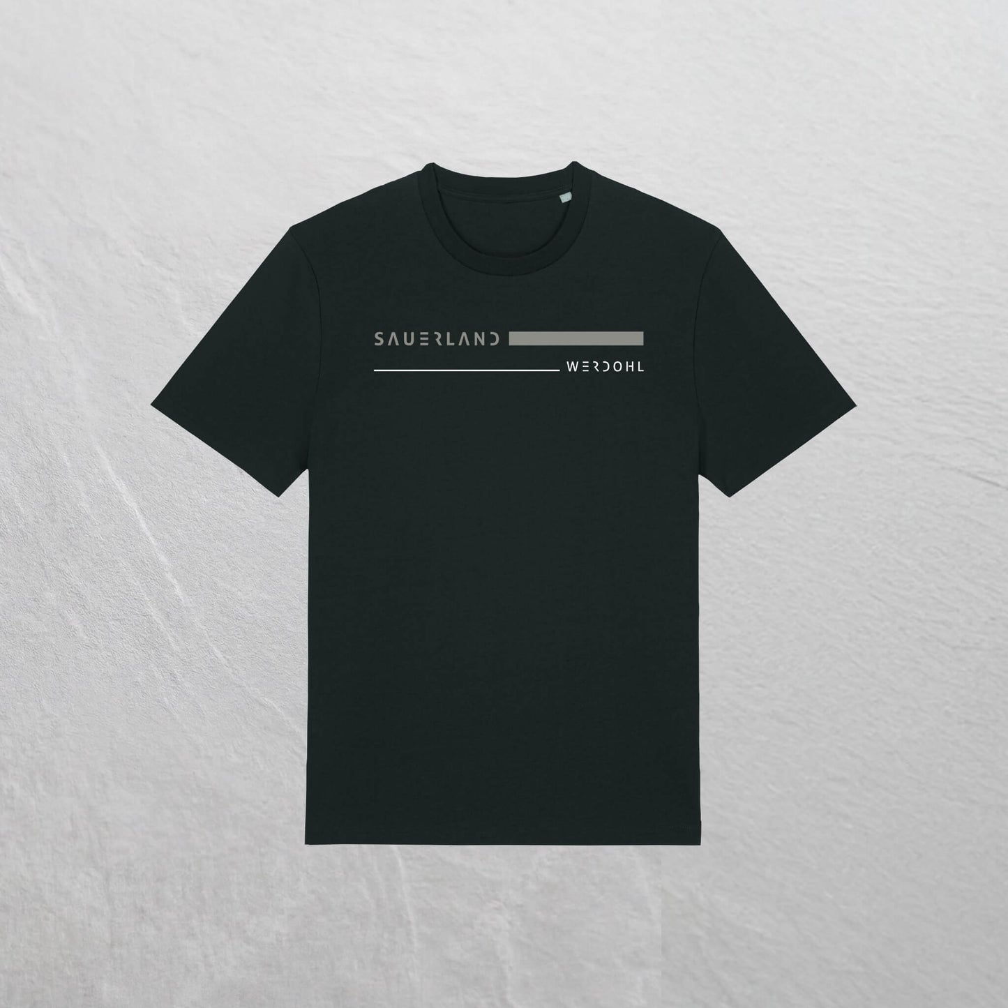 Produktfot eines schwarzen Sauerland TShirt mit stripes aufdruck in grau