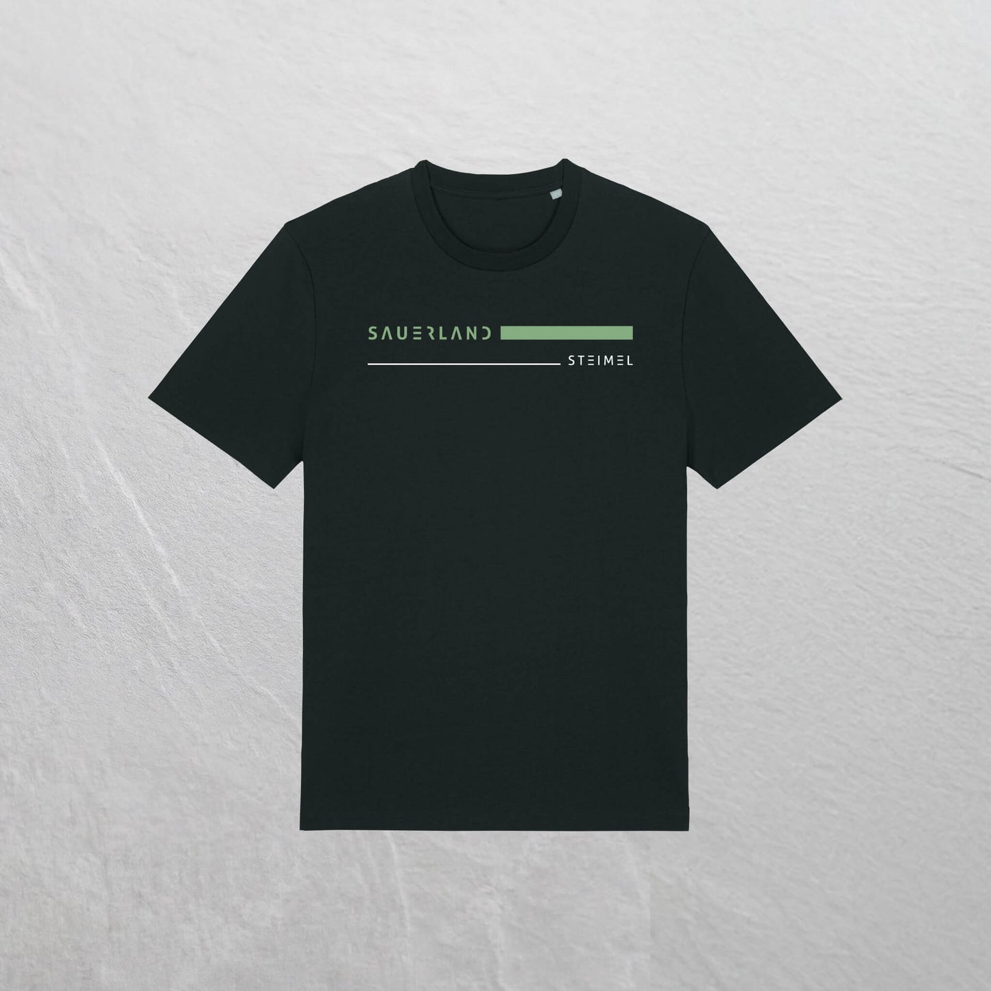 Produktfot eines schwarzen Sauerland TShirt mit stripes aufdruck in grün