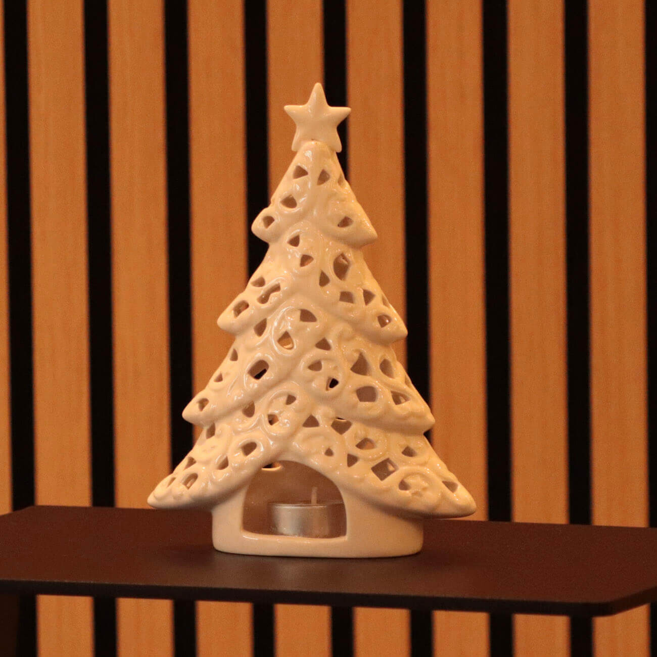 Tannenbaum aus Keramik für Teelicht